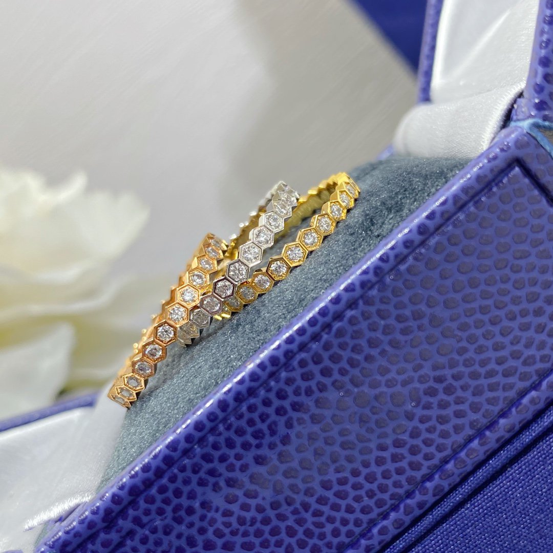 CHAUMET BEE LOVE DIAMOND PAVED SMALL RING