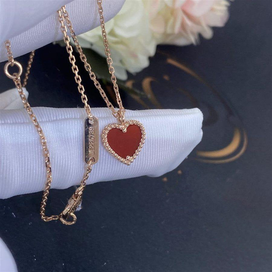 VCA SWEET CLOVER CARNELIAN HEART NECKLACE
